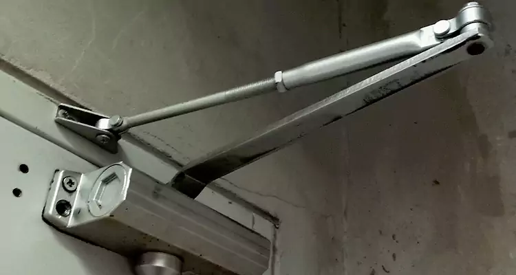 Door Closer Parallel Arm Installation in Warrington, FL