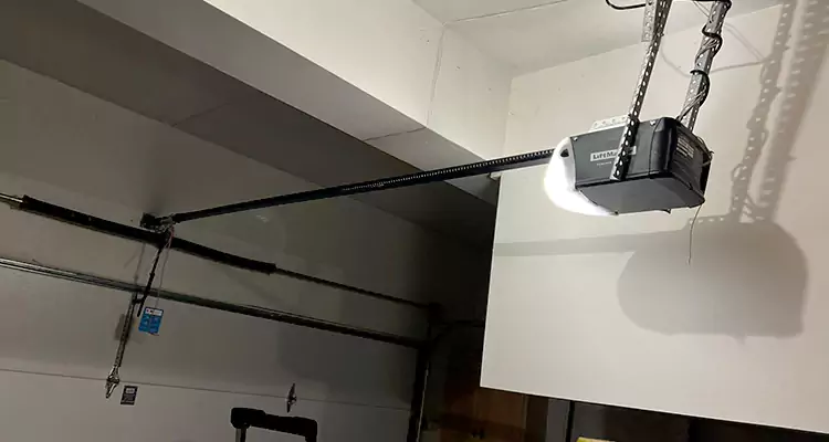 Linear Garage Door Opener Repair in Warrington, FL