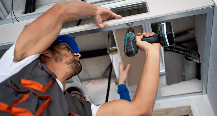 Emergency Overhead Door Repair in Warrington, FL