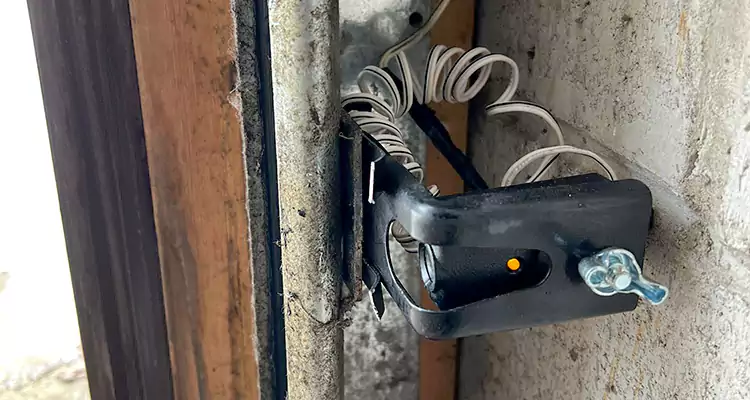 Fix Broken Garage Door Sensor in Warrington, FL