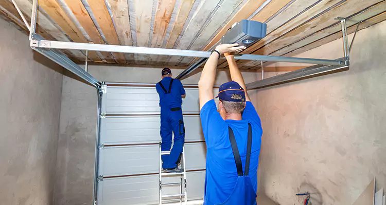 Garage Door Opener Technician in Warrington, FL