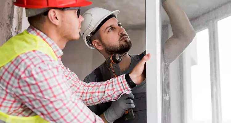 Sliding Patio Door Sticking? Expert Repair in Warrington, FL.