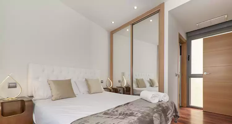 Sliding Wardrobe Door Mirror Replacement in Warrington, FL